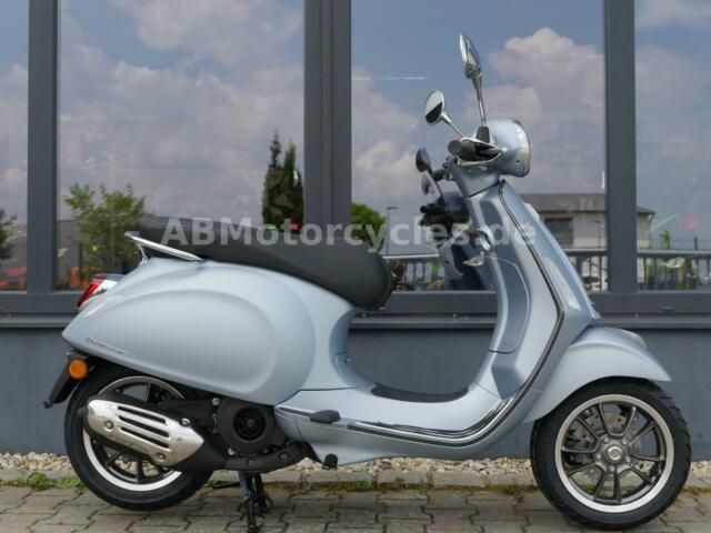 Vespa Primavera 125 S - Lager - alle Farben