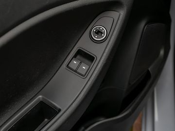 Hyundai i20 1.2 Select Facelift Spurhalteassistent