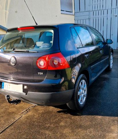 Volkswagen Golf 5  1.9TDI