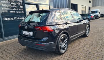 Volkswagen Tiguan - 8