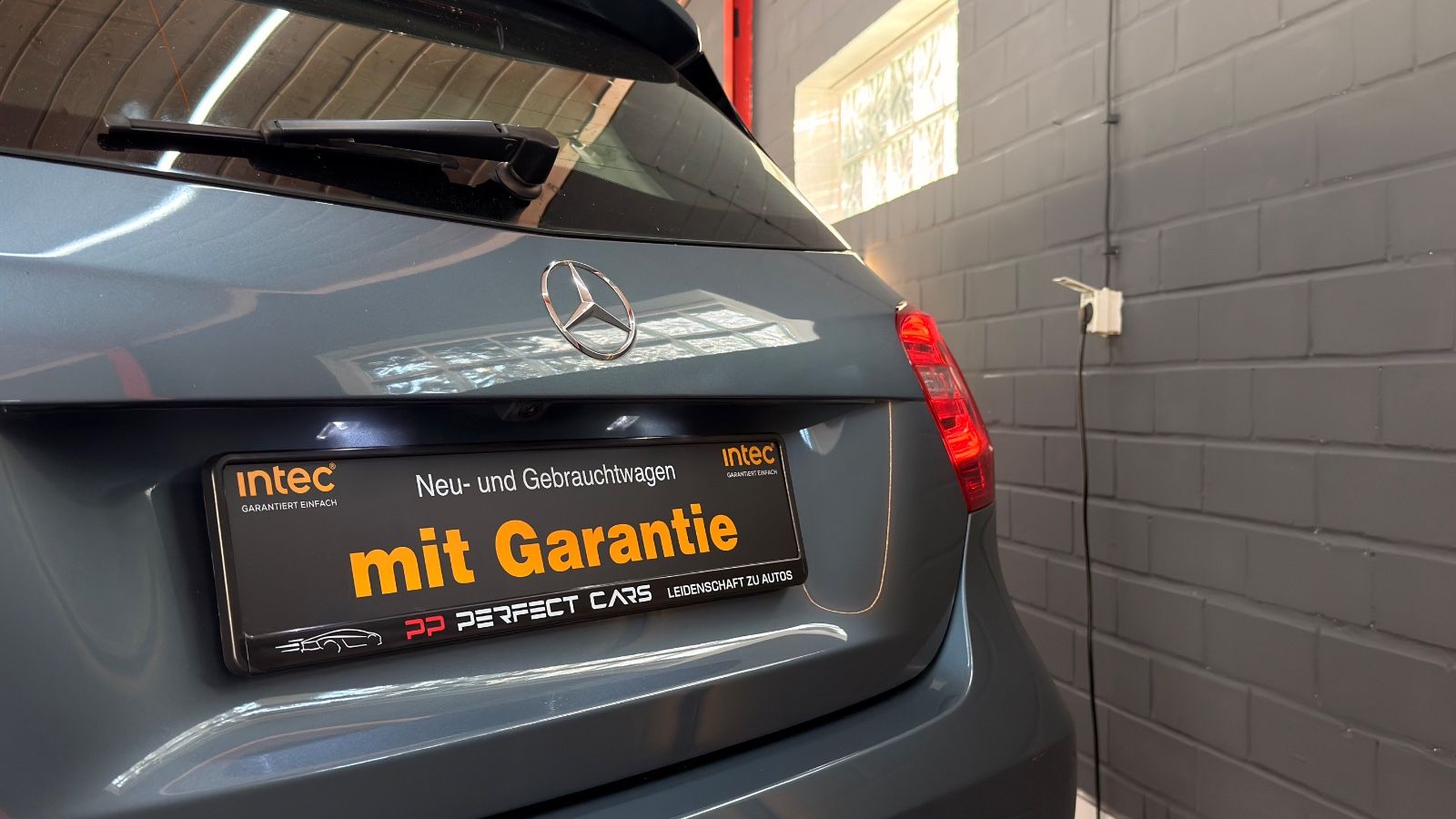 MERCEDES-BENZ A 180 A 180 Urban Kamara|LED|Xenon|Automatik Vorschau 9