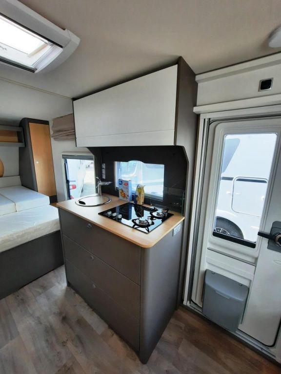 Fahrzeug Übersicht 16 Fahrzeugabbildung LMC Videro 450 D Verfüg./Sparen Sie 6.331,- €