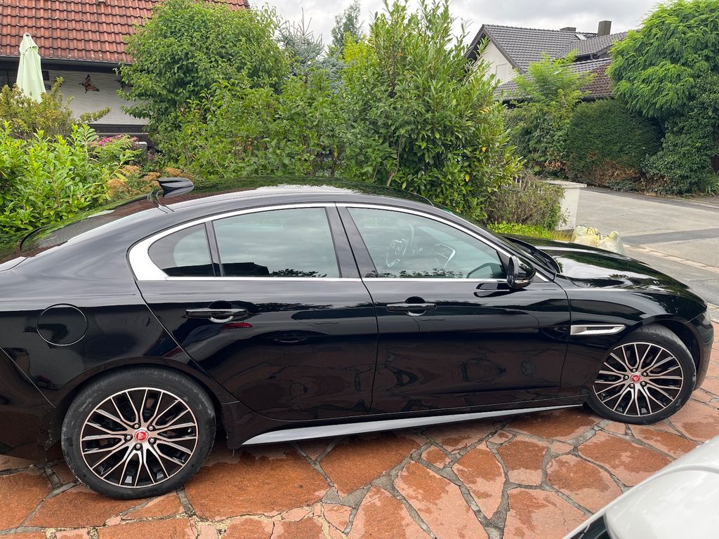 Image of Jaguar XE