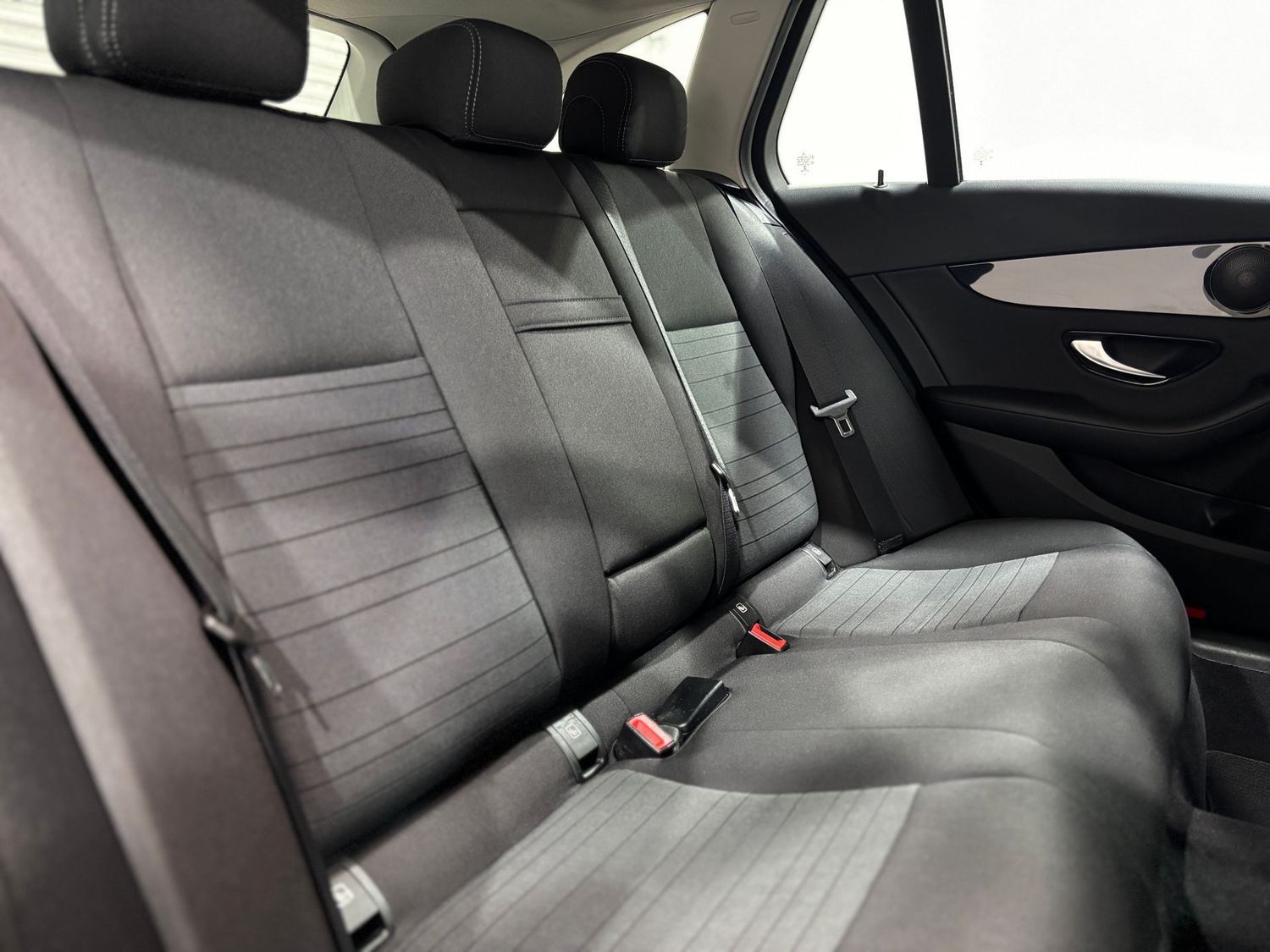 Fahrzeugabbildung Mercedes-Benz C 220 T d #LED-Multi-Beam#Kamera#AHK