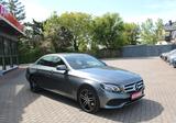 Mercedes-Benz E 200 Lim. 4Matic Automatik Navi Kamera - Mercedes-Benz E 200 mit Benzin-Antrieb: Grau, Limousine