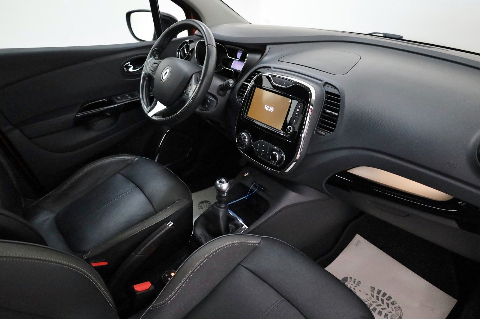 Fahrzeugabbildung Renault Captur XMOD Leder,Navi,SH,Kamera,SR+WR