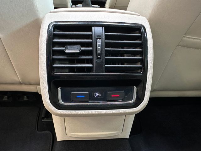 Volkswagen Highline  *4Motion*Pano*Led*Kamera*Massage*