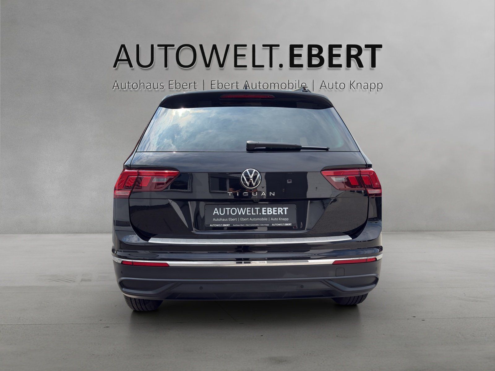 Fahrzeugabbildung Volkswagen Tiguan 1.5 TSI DSG/ACC/AHK/LED/NAVI/KAMERA/SHZ/
