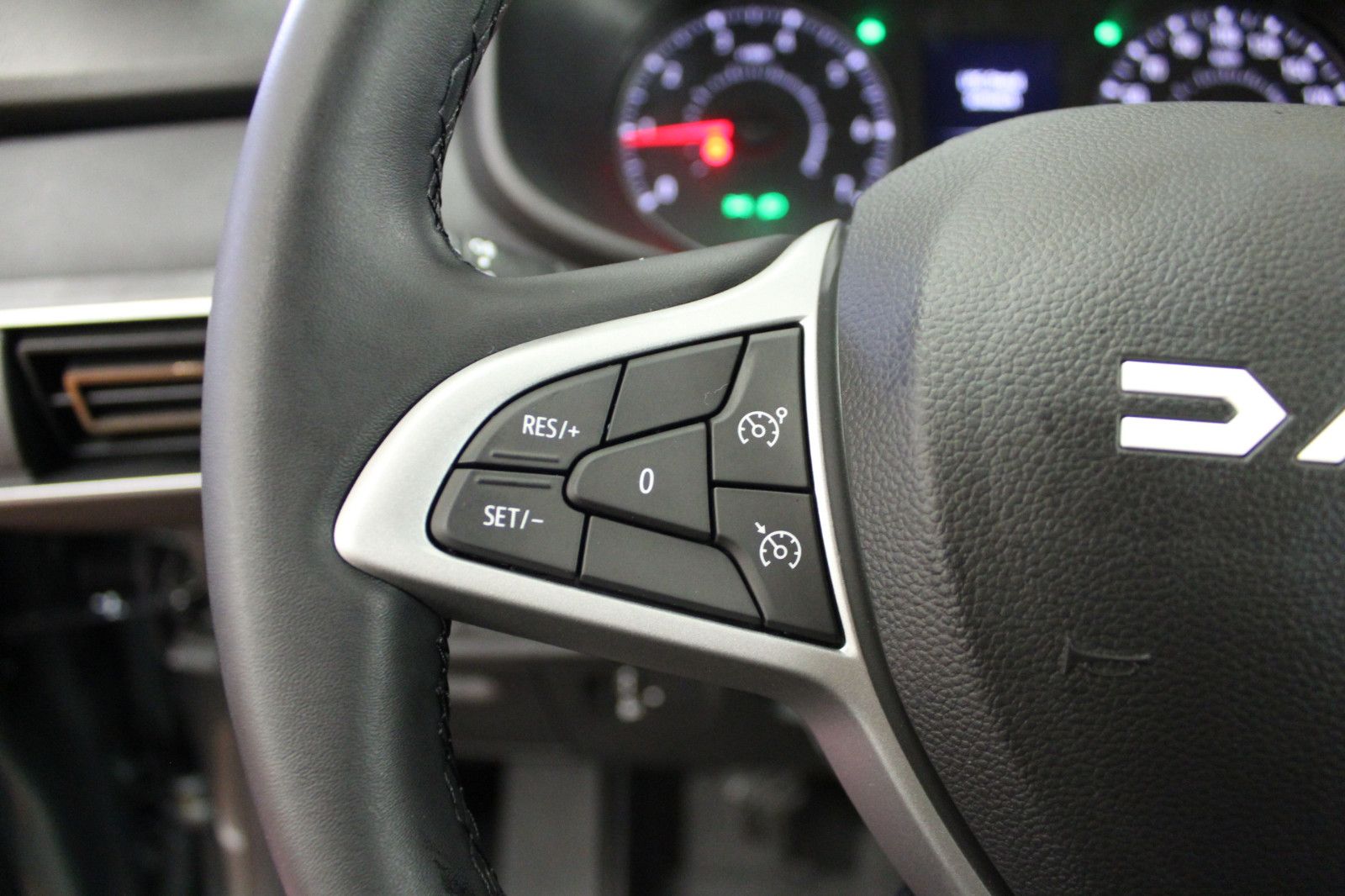 Fahrzeugabbildung Dacia Sandero Stepway TCe 90 auto Extreme*City-Paket*