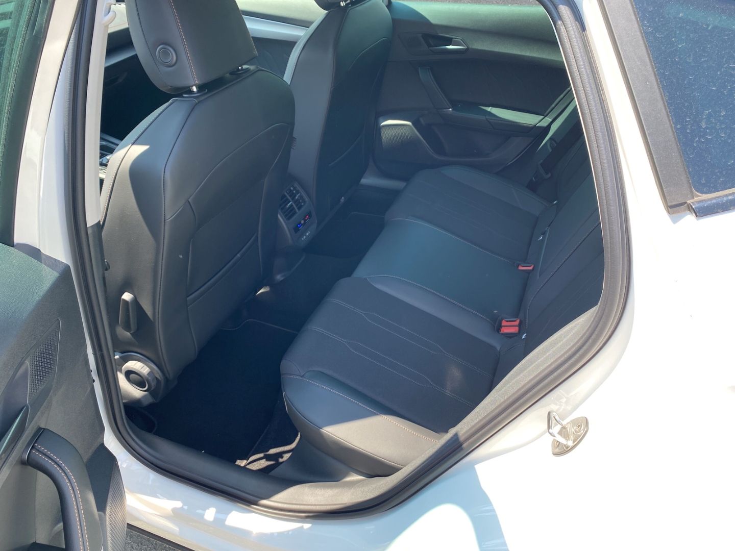 Fahrzeugabbildung CUPRA Formentor Basis 1.5 TSI EU6d digitales Cockpit L