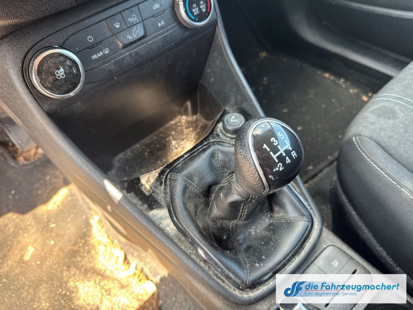 Fahrzeugabbildung Ford Fiesta Trend *GETRIEBESCHADEN *70Tkm Spurhalteas