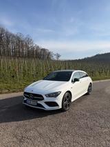 Mercedes-Benz CLA250e ShootingBrake/AMG-Line/NIGHT-paket/PANO - Mercedes-Benz CLA 250 Shooting Brake von privat