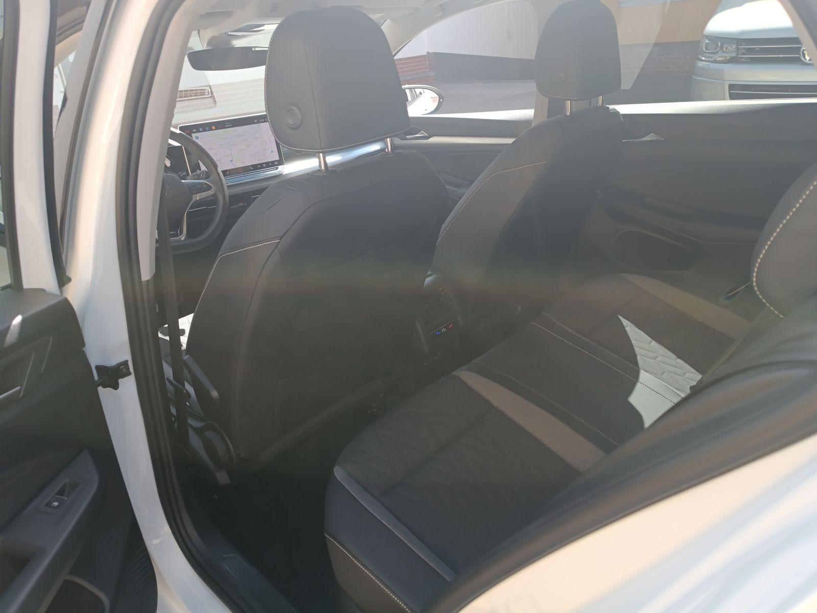 Volkswagen Golf VIII 1.5 eTSI Goal DSG *IQ-MATRIX*AHK*NAV*, миниатюра 7