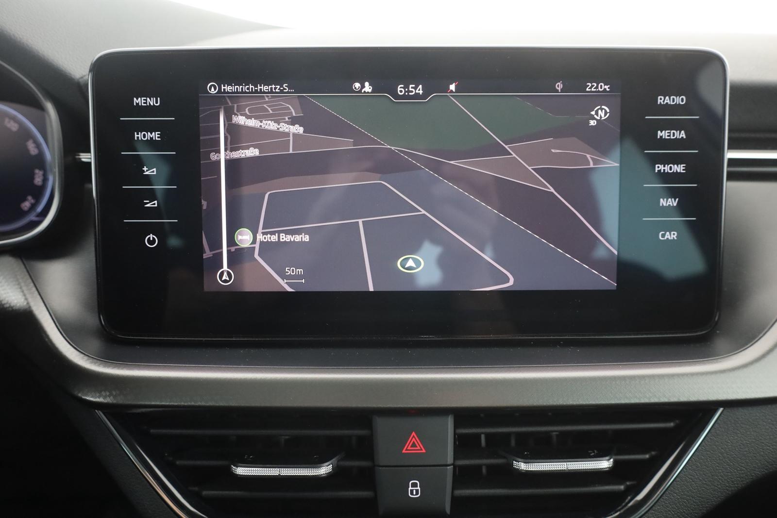 Skoda Kamiq 1.0 TSI DSG Ambition SmartLink Kamera ACC