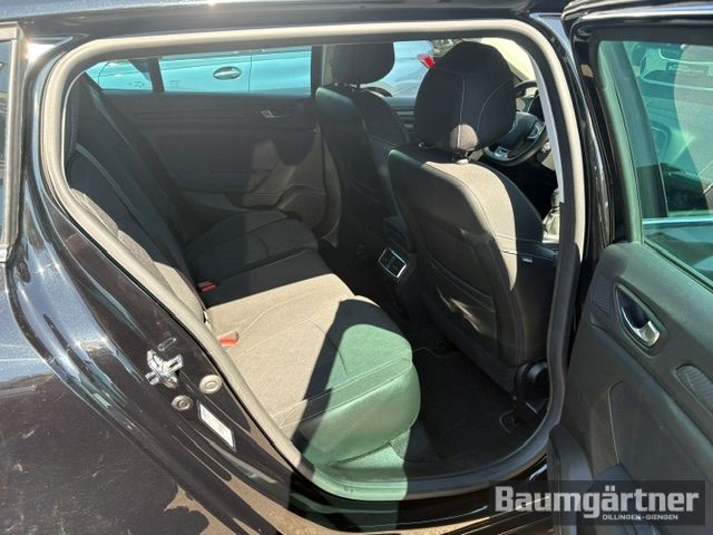 Fahrzeugabbildung Renault Megane Grandtour Limited Deluxe TCe 140 Kamera