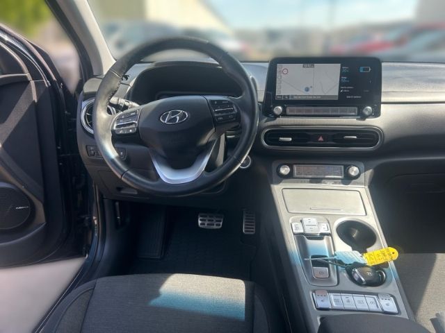 Fahrzeugabbildung Hyundai KONA Edition 30+ Elektro 2WD Navi Soundsystem AC