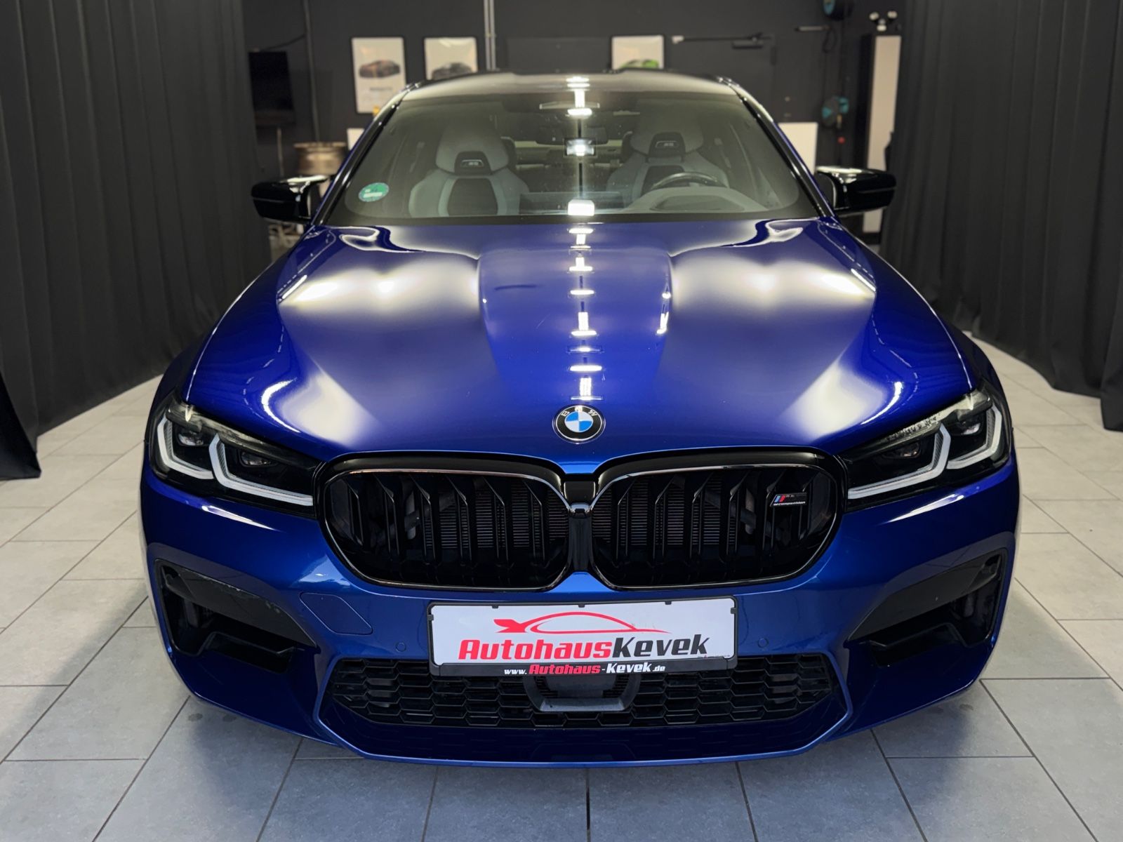 Fahrzeugabbildung BMW M5 Limousine Competition|KERAMIK|HEAD-UP|