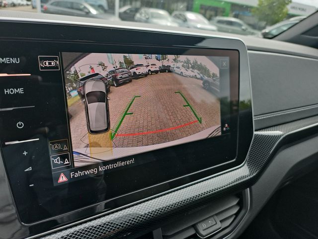 T-Cross 1.0TSI DSG R-Line ACC FACEL. MATRIX-LED