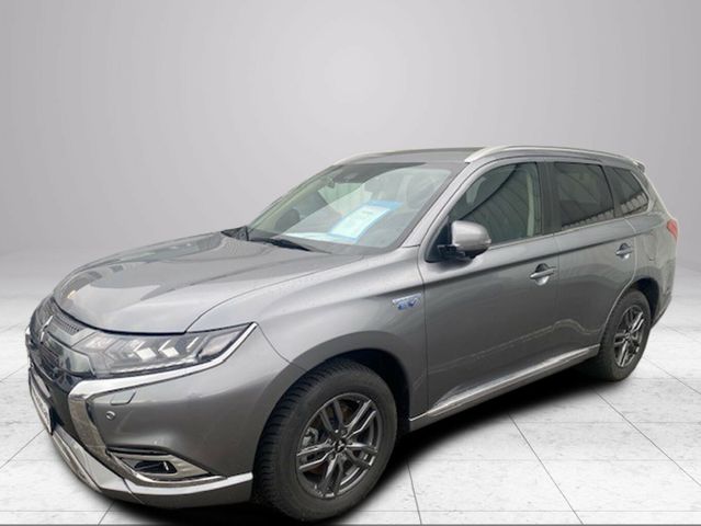 Mitsubishi Plug-in Hybrid Outlander 2.4 PHEV PLUS PIANO-LAC