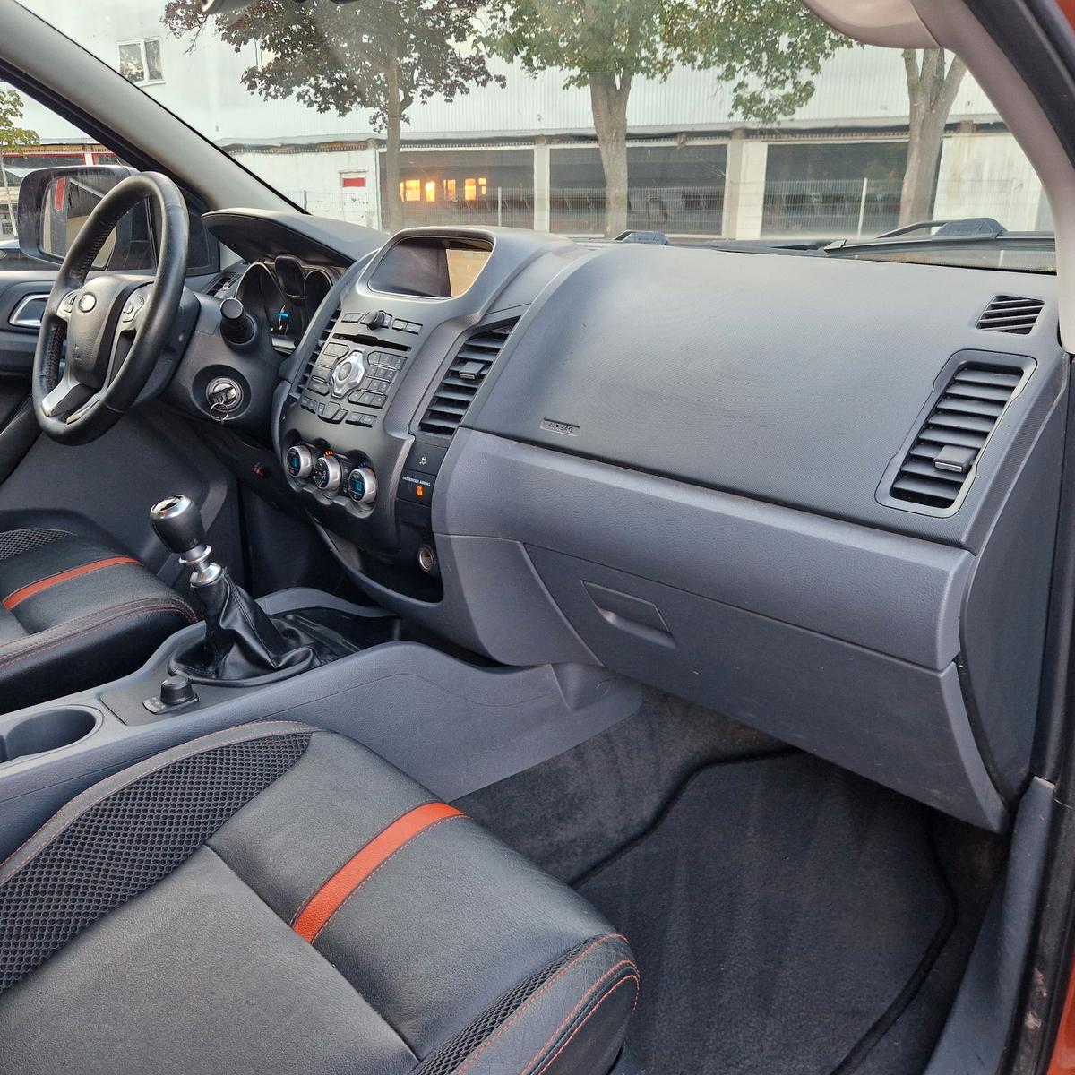FORD RANGER WILDTRAK 3.2 200ch BVM Treuil électrique Attelage Historique présent - 2EME MAIN