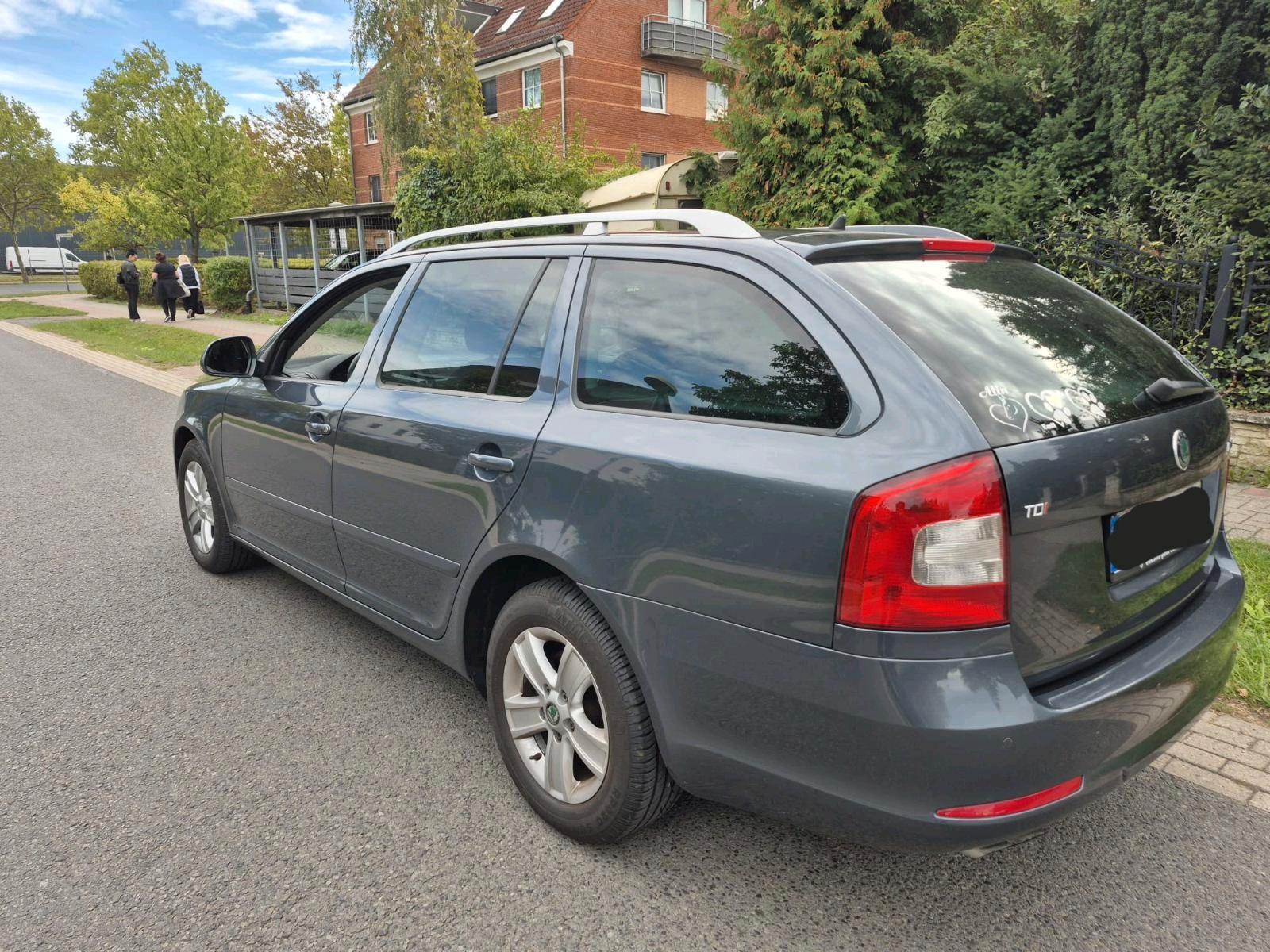 Skoda Octavia 2010 — двигун 140 HP (103kW)