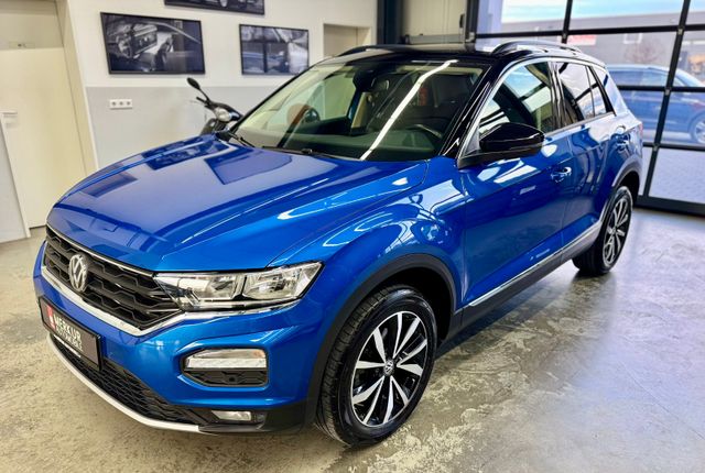 Volkswagen T-Roc 1.5 TSI Style/ACC/Navi/AHK/SHZ/PDC/17"