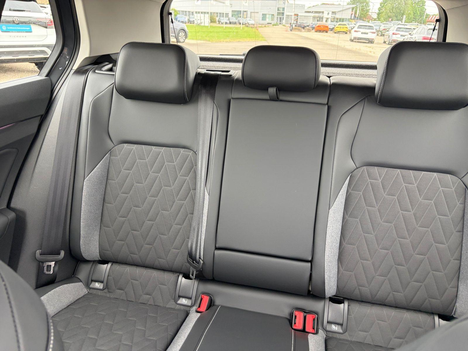 Volkswagen Golf VIII 1.5 eTSI Energy DSG AHK LED, миниатюра 11