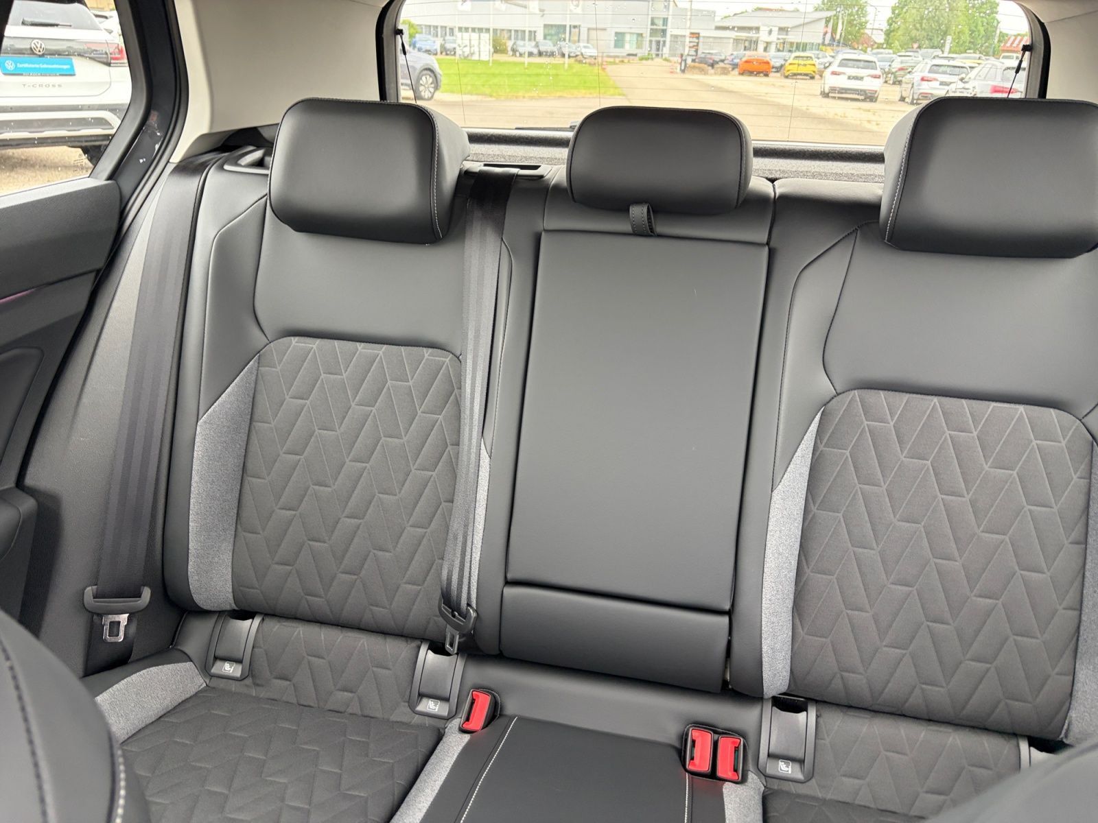 Volkswagen Golf - Bild 14
