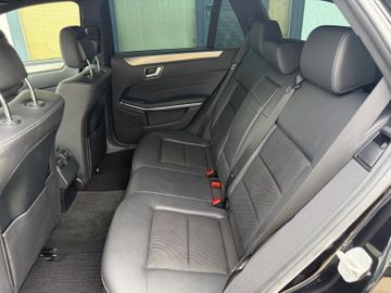 Mercedes E 220 - 7