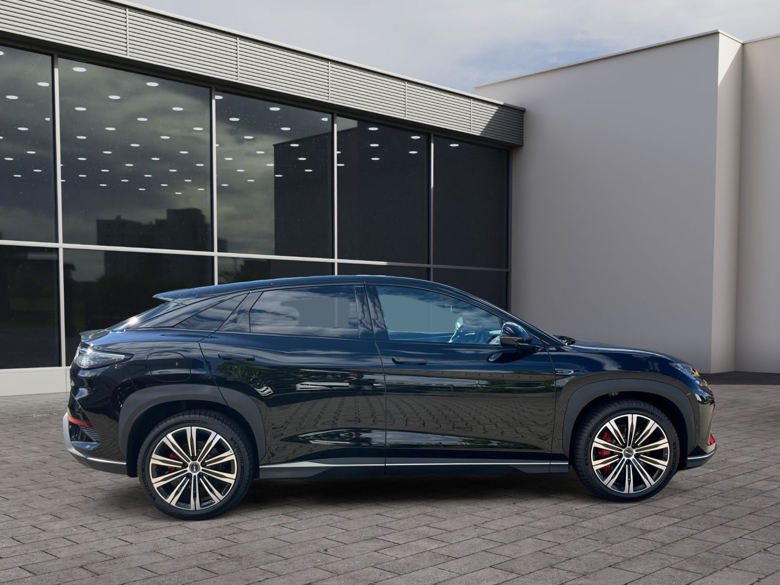 BYD SEALION 7