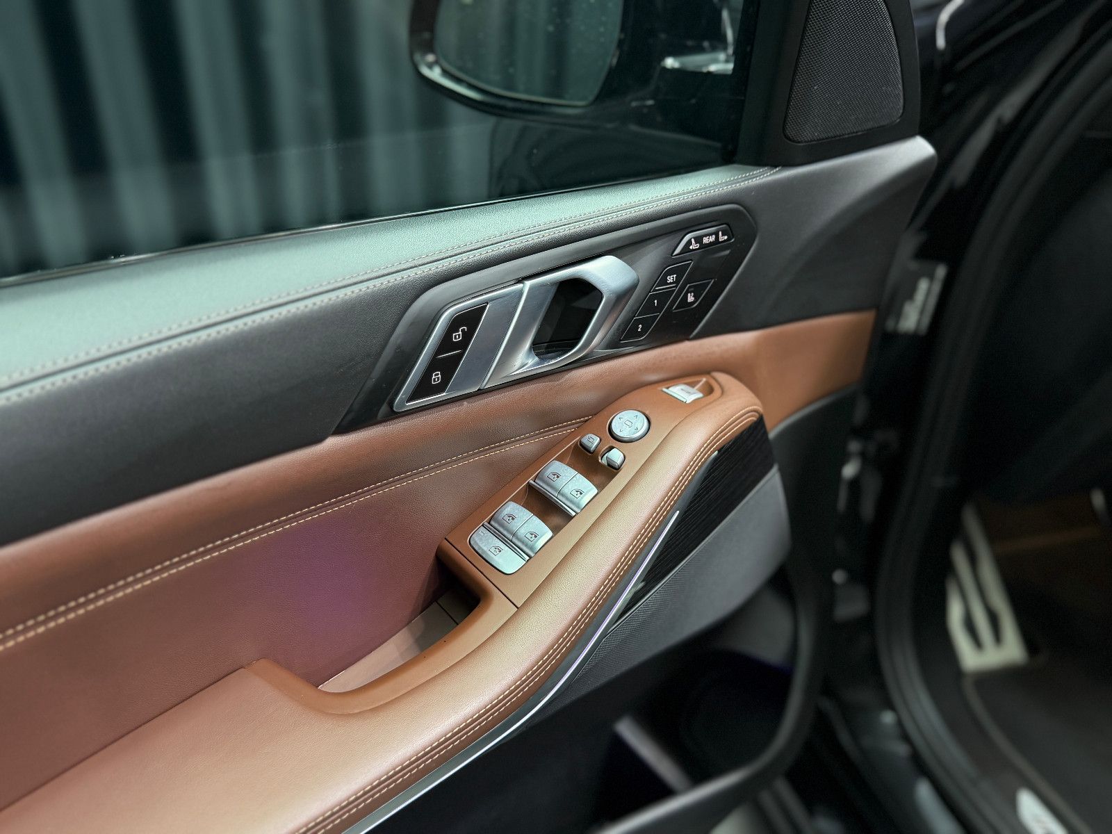 Fahrzeugabbildung BMW X7 xDrive 40 d M Sport PRO|SKY-LOUNGE|7-SITZE|