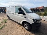 Volkswagen T6 Transporter, guter Zustand, 8fach bereift - : Gute