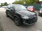 Volkswagen Tiguan Exclusive 4Motion DSG - Volkswagen Tiguan: Exclusive