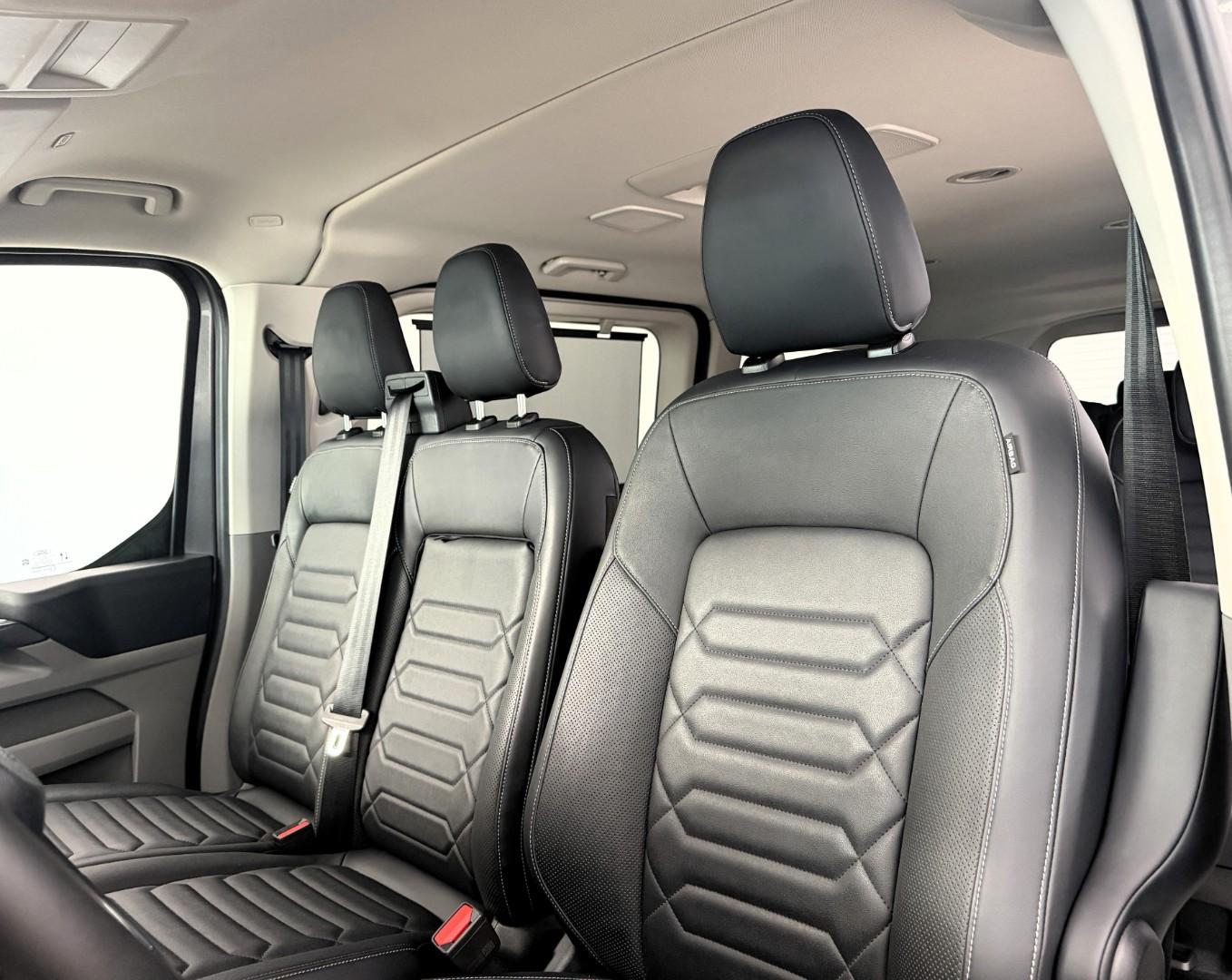 Ford Tourneo Custom 320 L2 Titanium °GARANTIE 05.2030