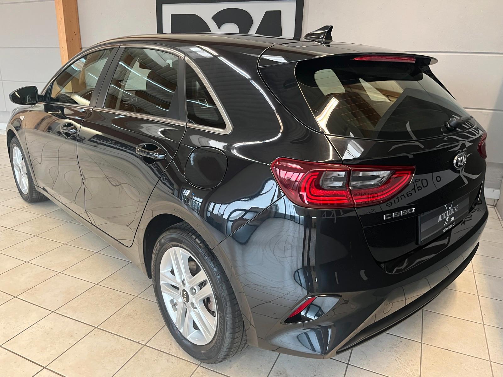 Kia Ceed 1.4 Vision AHK/NAVI/SHZ/LHZ/RFK/LED