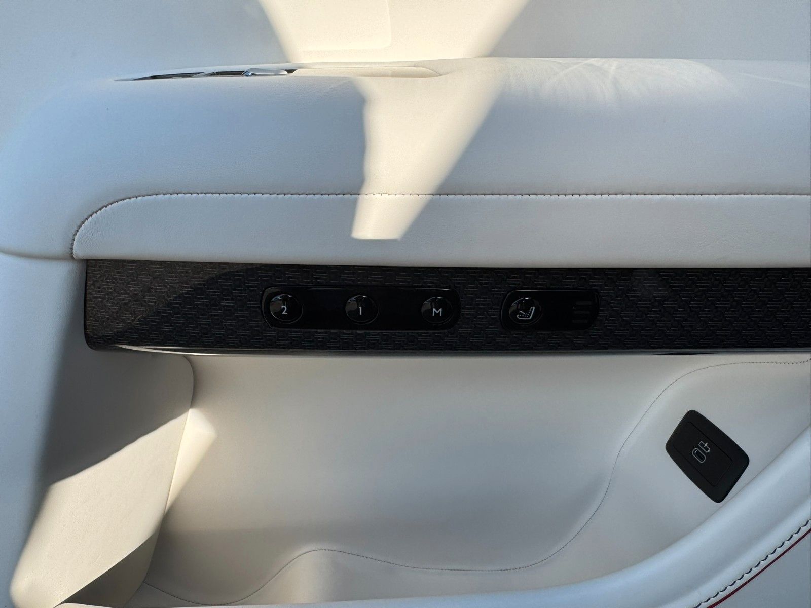 Rolls-Royce Ghost Black Badge foto 24