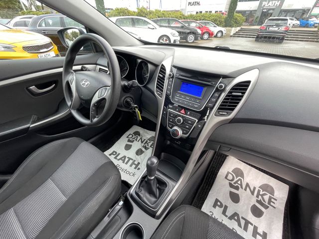Hyundai i30  blue Classic