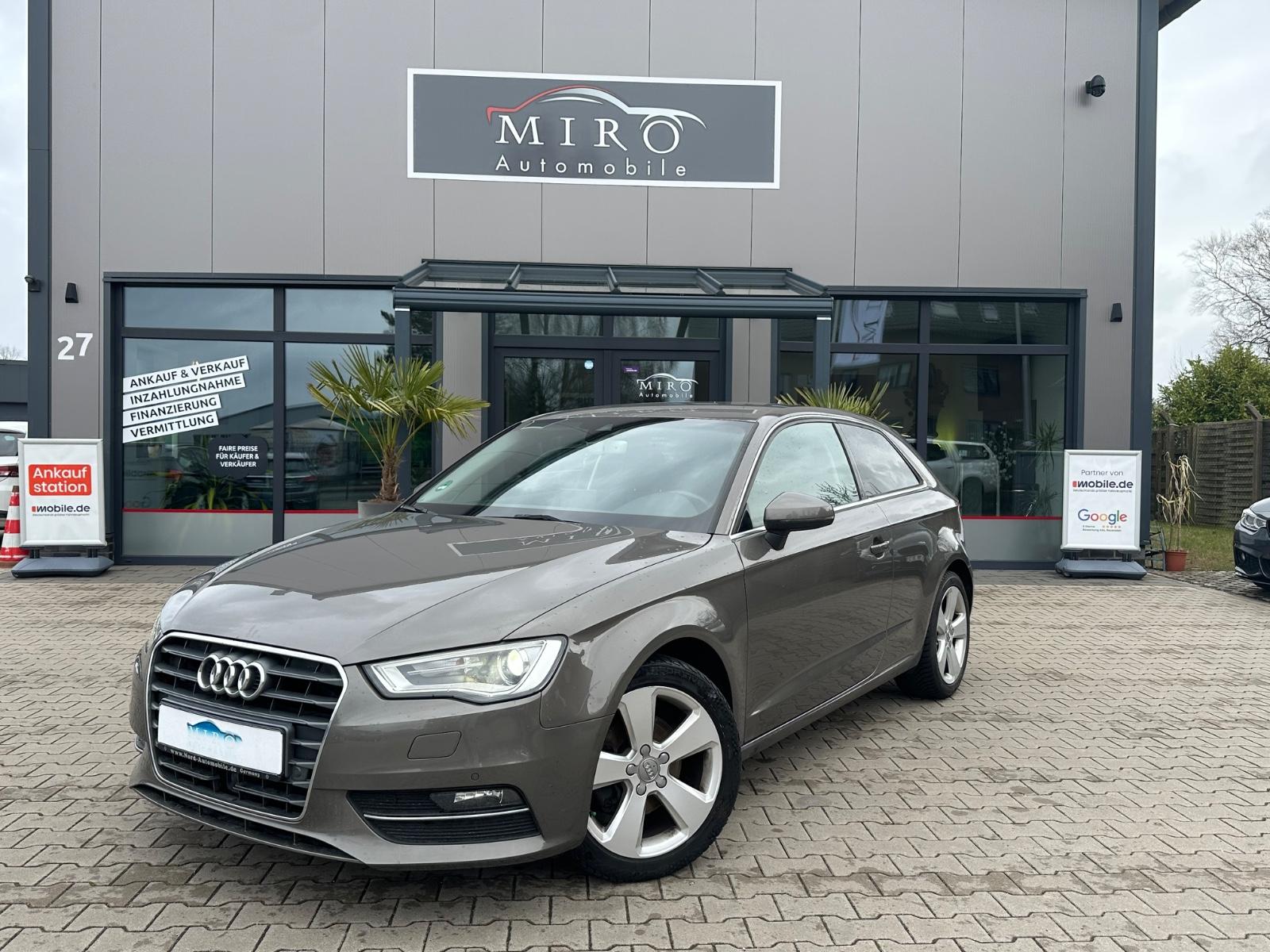 Audi A3 1.6 TDI S tronic Ambiente*Navi