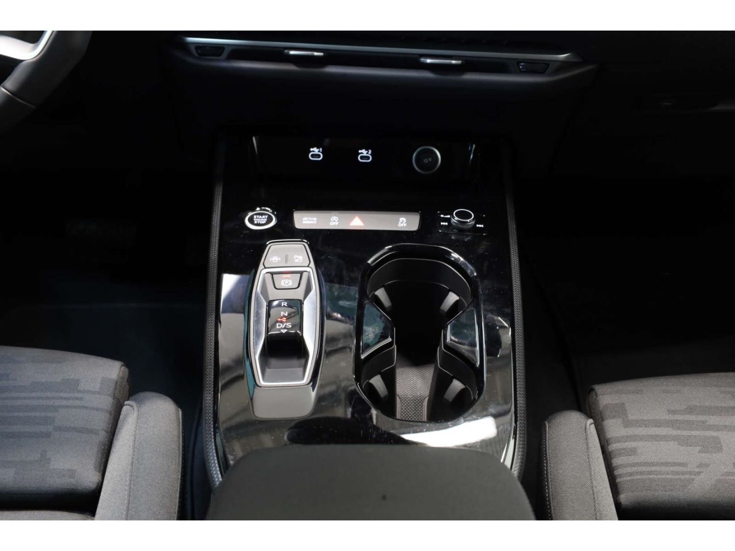 Audi A5 Avant TFSI RFK/18''/AHK-Vorb./Ele.Sportsitze foto 18
