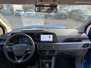 Ford Tourneo Courier Titanium Winterpaket 5JGarantie!