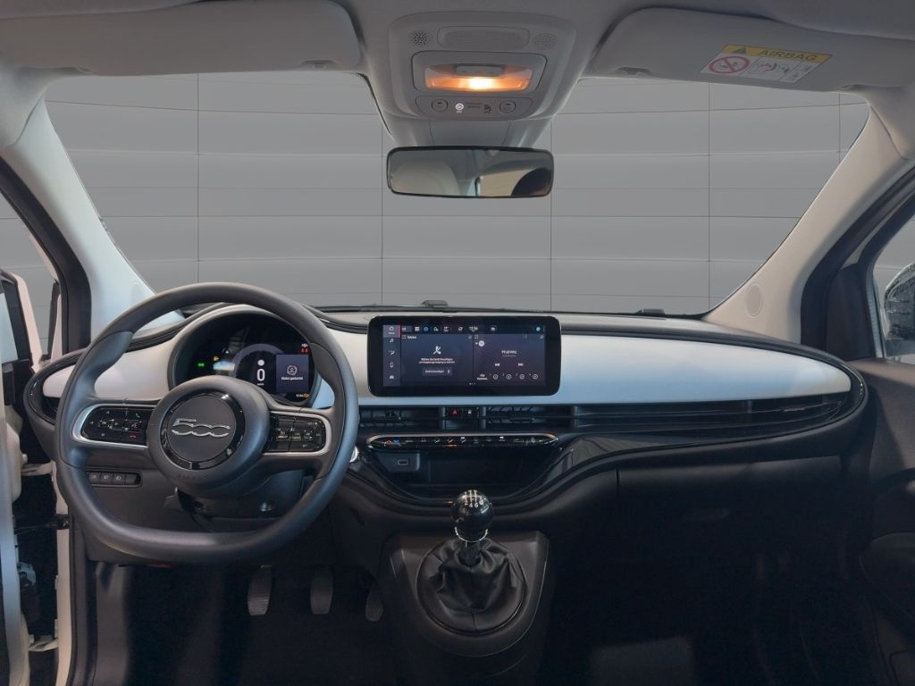 Fahrzeugabbildung Fiat 500 Hybrid Pop, Tech-Paket, DAB, Klimautom, CarP