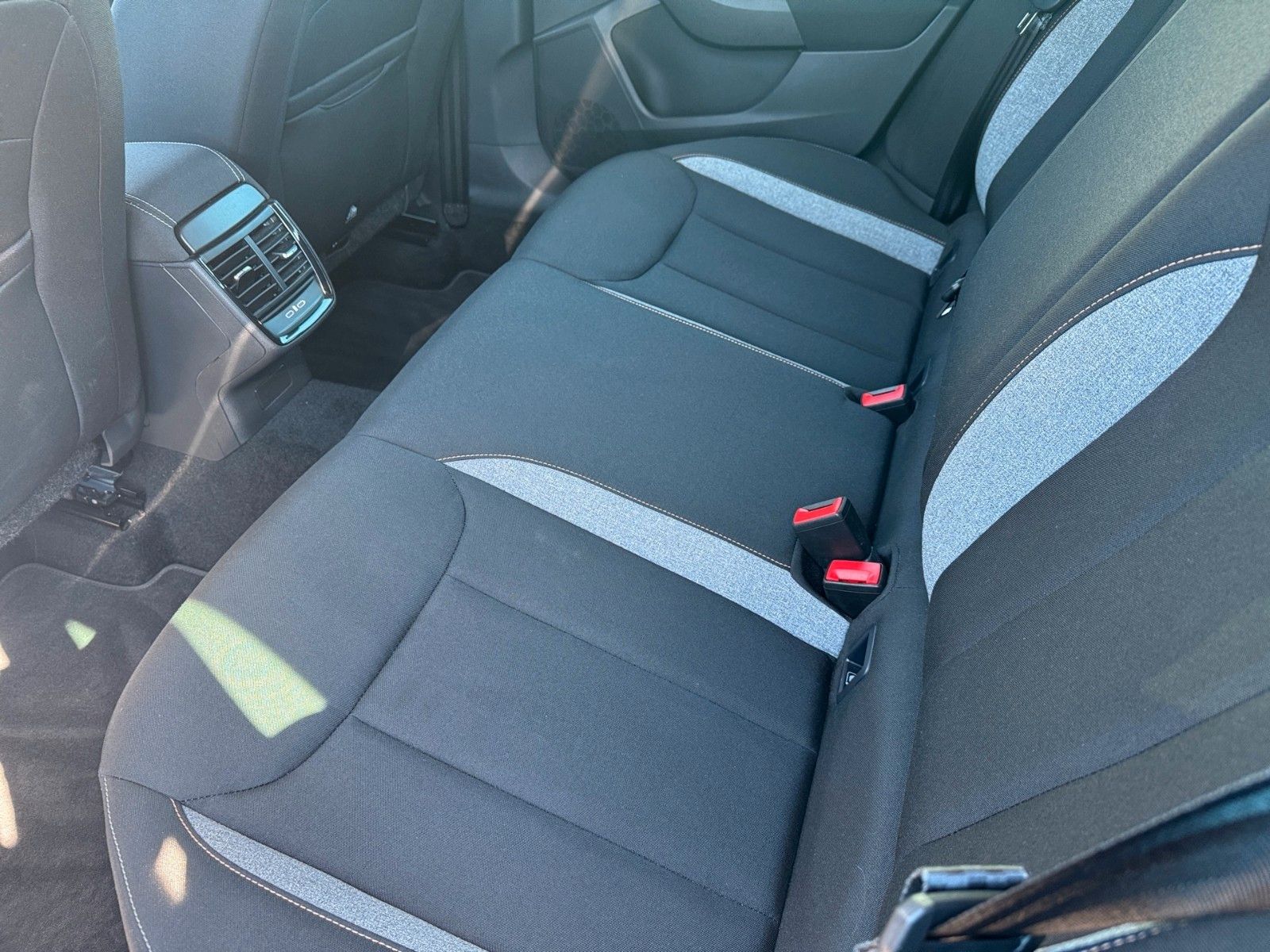 Fahrzeugabbildung SKODA Scala Selection 1.0 TSI
