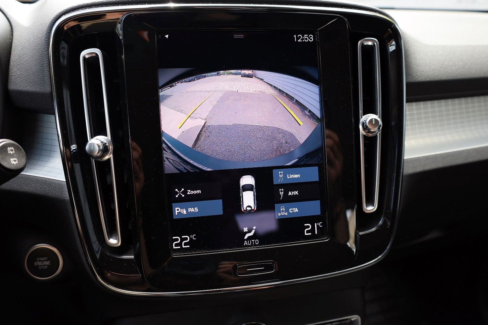 Fahrzeugabbildung Volvo XC40 Inscription Navi,LED,DAB,Kamera,ACC,AHK