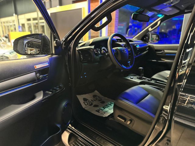 Toyota Hilux DC 4×4 MHEV Invincible *AHK*WANNE*SOFORT*