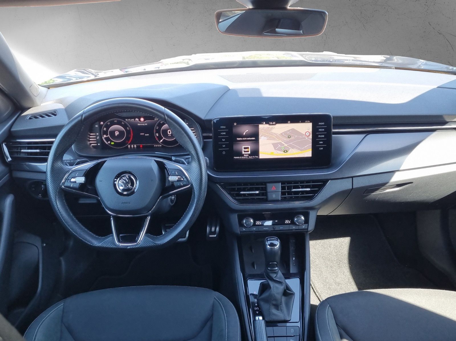 Fahrzeugabbildung SKODA Kamiq Style 1,5 TSI DSG Navi GRA PDC