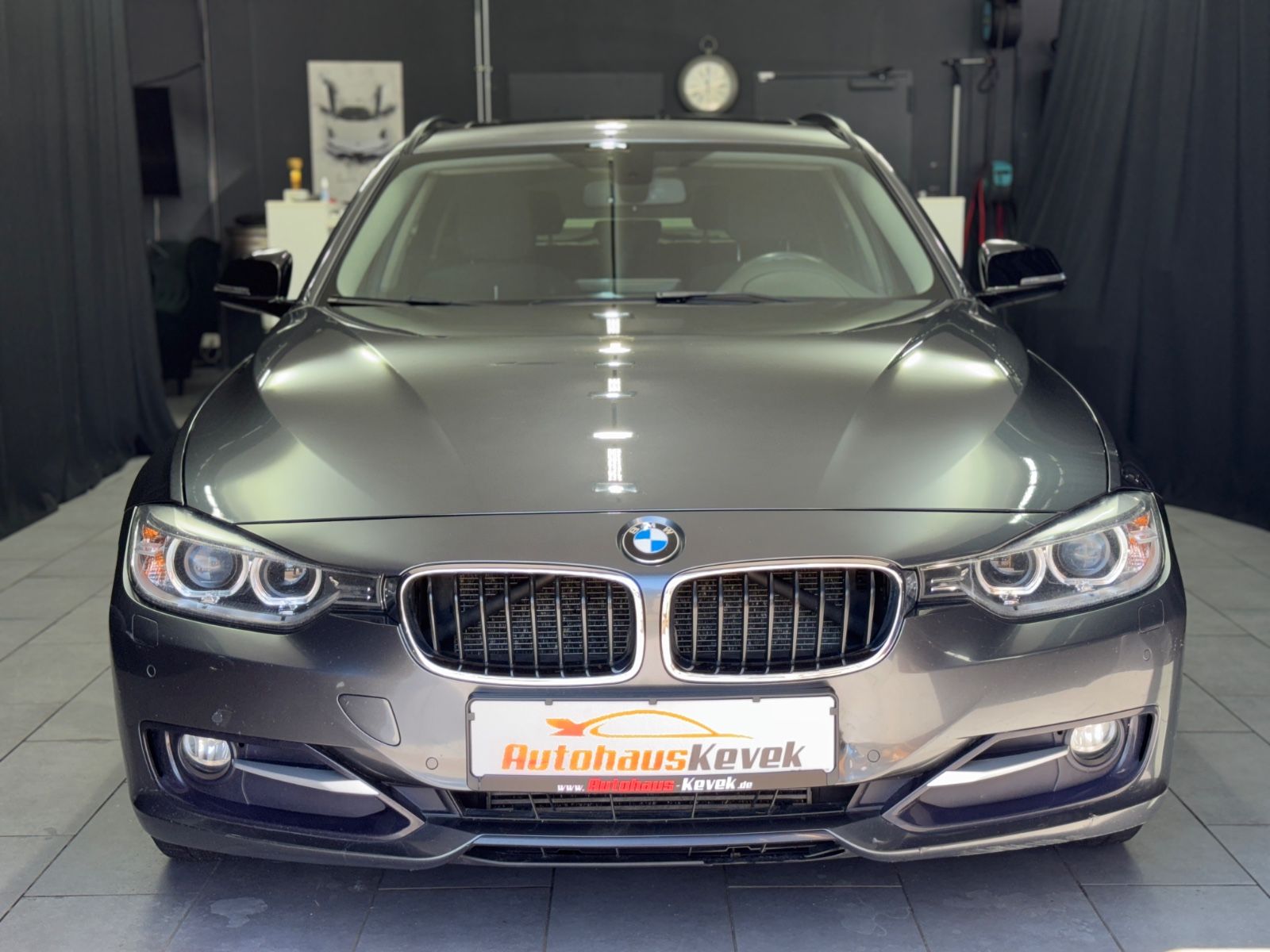 Fahrzeugabbildung BMW 320 d Touring|PANORAMA|AUTOMATIK|SPORT-LINE|