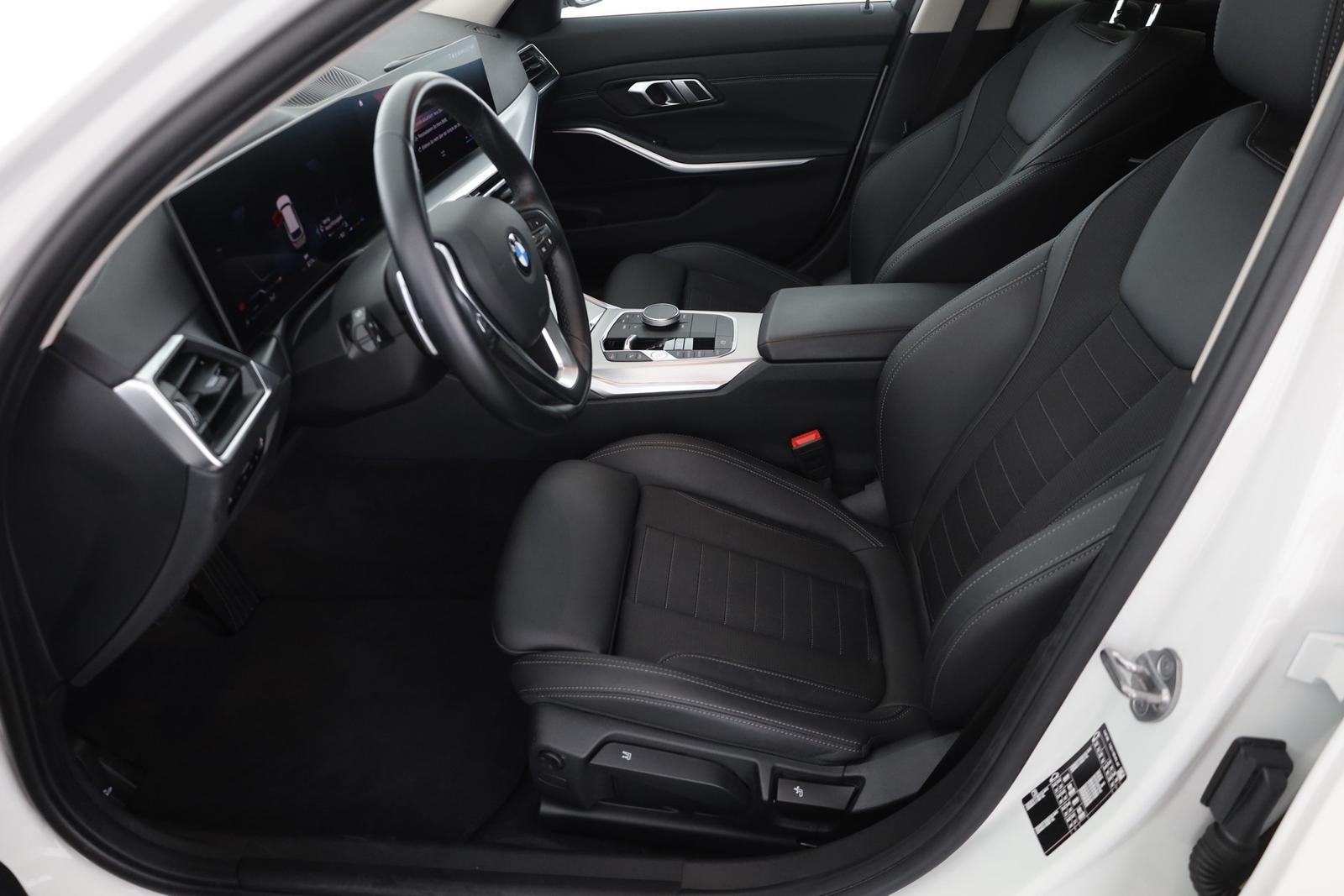 BMW 3 Series i Touring LED Navi Teilleder AHK Totwinkel, миниатюра 23