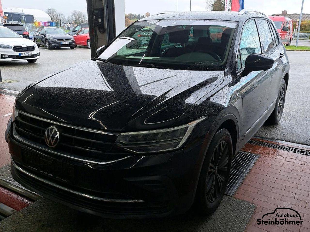 Volkswagen Tiguan Active 2.0TDI DSG LED NAV AHK ACC SHZ