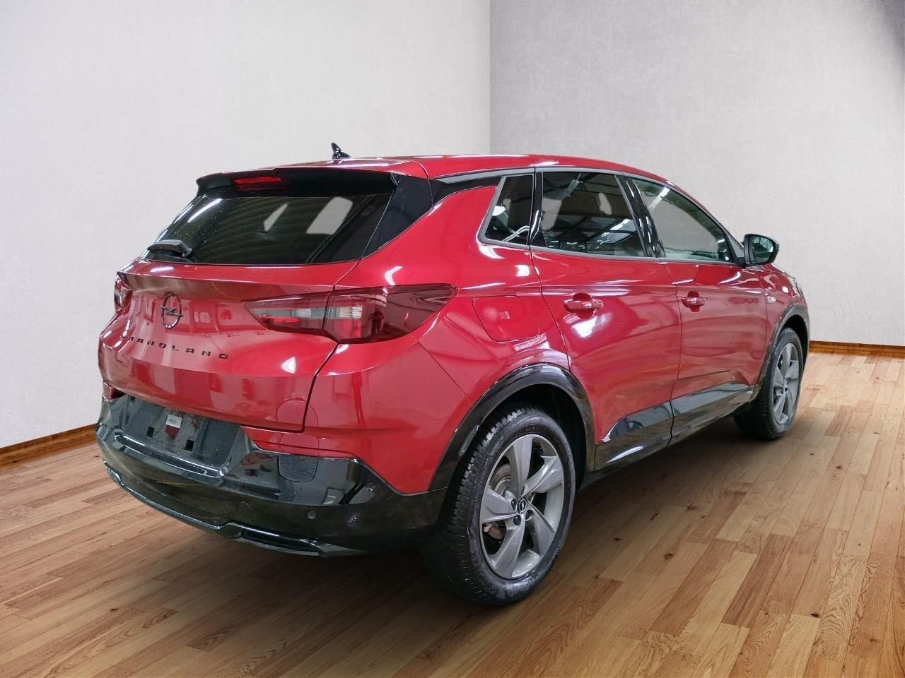 Fahrzeugabbildung Opel Grandland 1.2T GS Line - SONDERANGEBOT