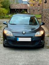 Renault Megane 3 DYNAMIQUE | TÜV 10/26 | v... - Renault Megane: R26